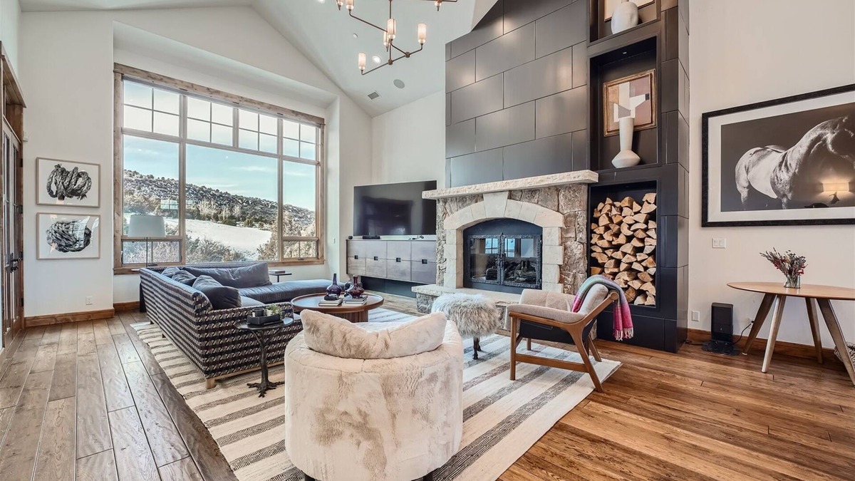 Edwards House | 109 Juniper Trail - Red Sky Ranch Golf Course Single Family Home