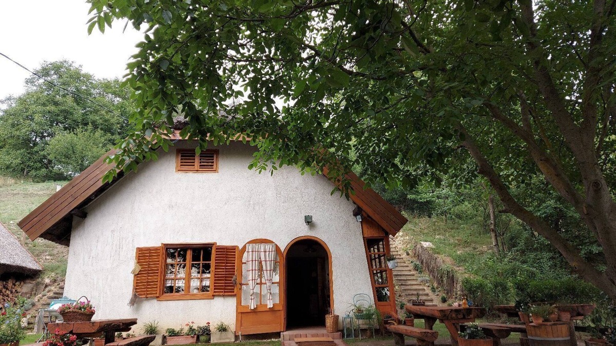 Szolosgyorok Cottage | 10km from Lake Balaton with a quiet idyllic location. Ideal for nature lovers