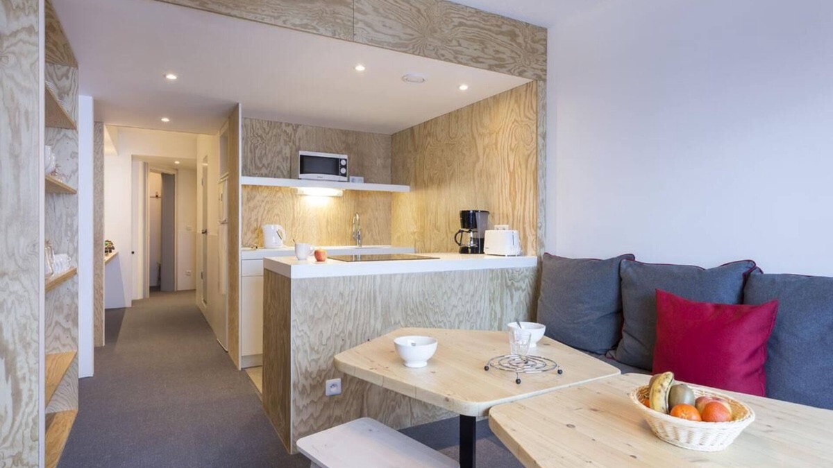 Arc-2000 Apartment | 10m from ski slopes, 4th floor, balcony, tv, ski locker, 61m², Les Arcs