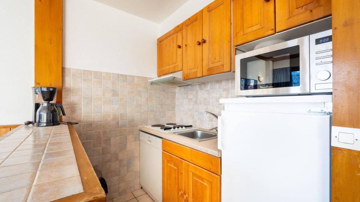 Tignes le Lac Apartment | 10m from ski slopes, 5th floor, balcony, tv, ski locker, 52m², Tignes