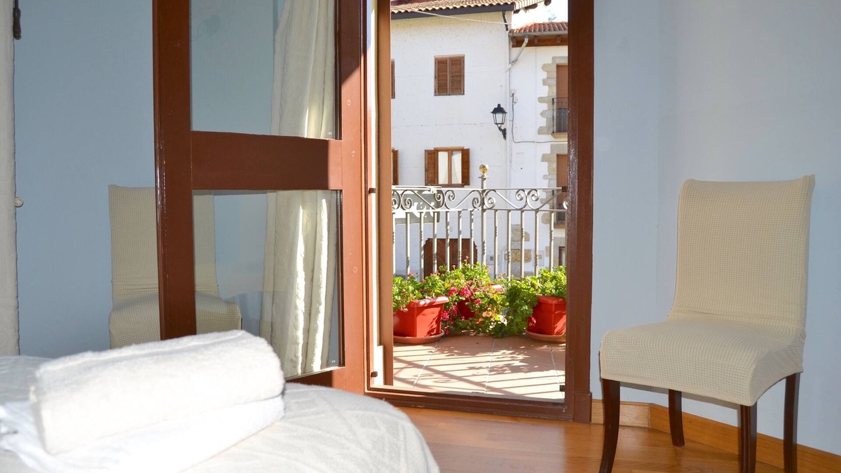 Ibero Cottage | 11 Bedrooms Cottage In Ibero