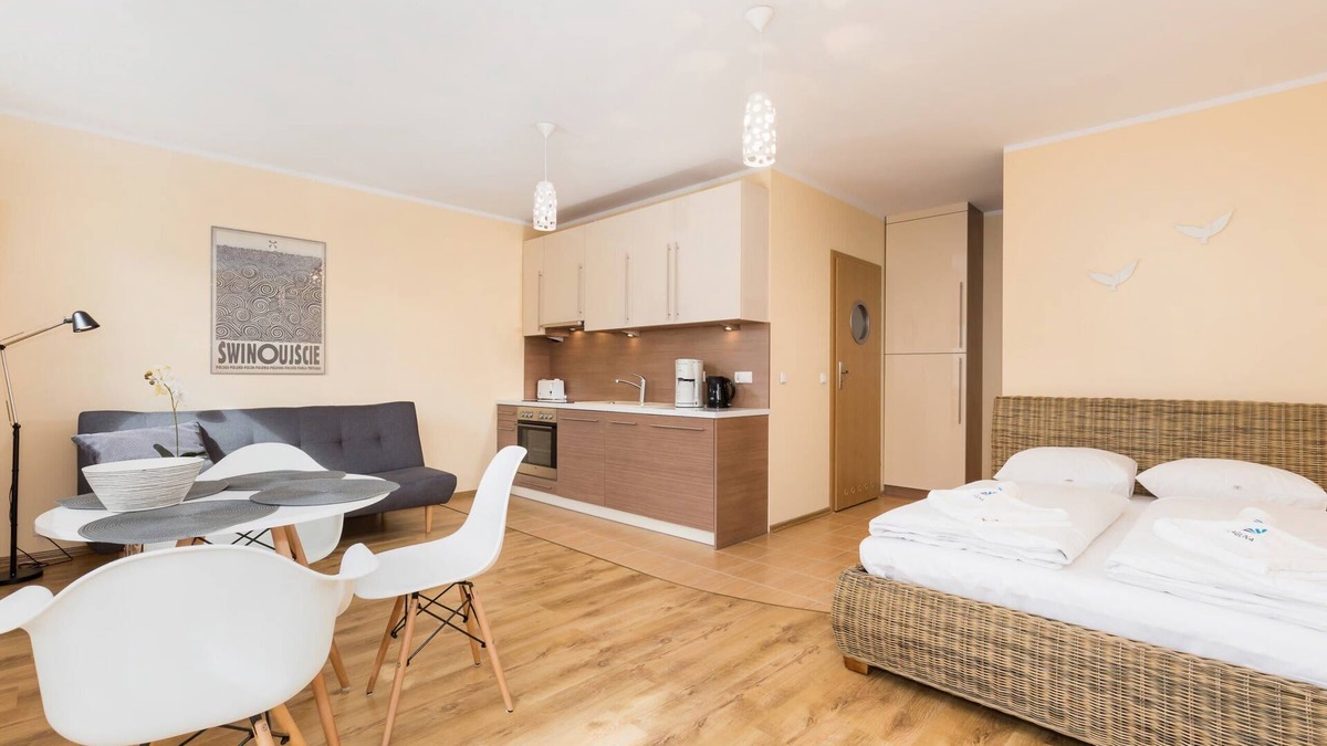 Swinoujscie Apartment | 11 Listopada 3D Świnoujście | Compact Studio with Balcony