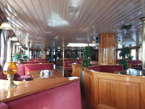 Amsterdam North Hotel | 11 m² Hotel ∙ 2 guests