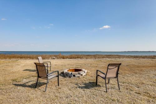 Wallops Island House | 11 Mi to Chincoteague Atlantic Home with Decks!