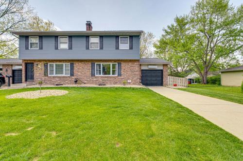 Worthington House | 11 Mi to Dtwn Columbus Family Home with Fire Pit!