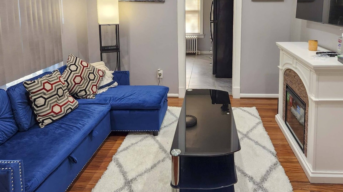 Teaneck House | 11 Mi to Manhattan: Pet-Friendly Duplex w/Yard!