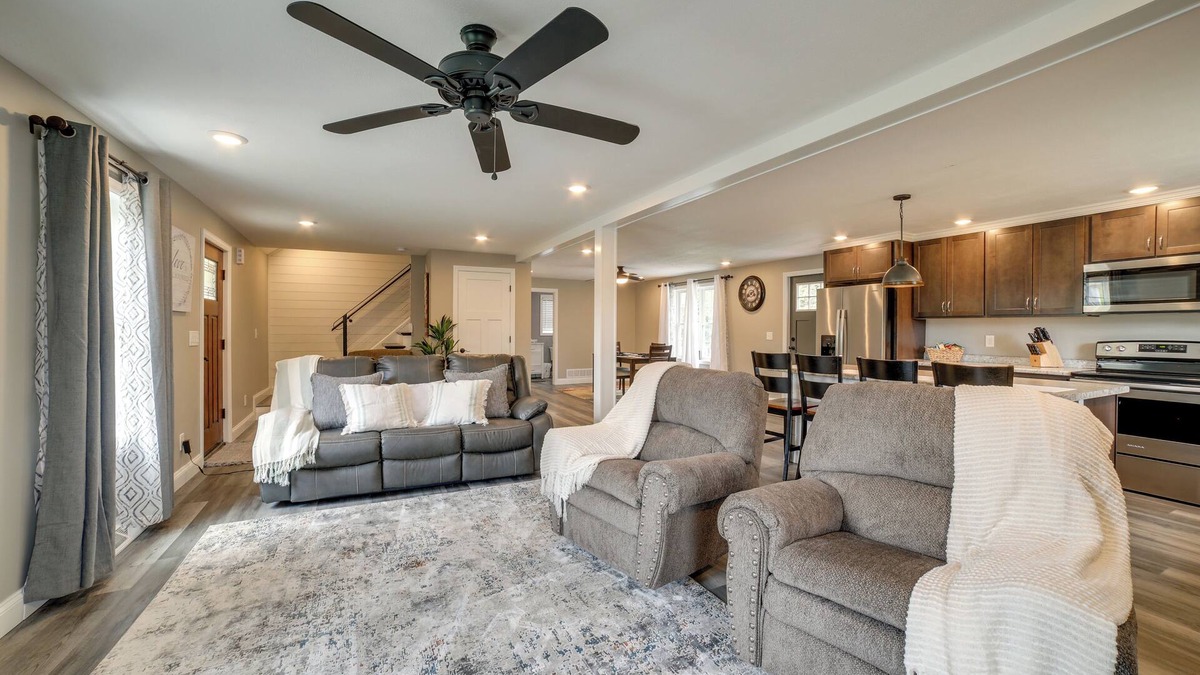 Racine House | 11 Mi to McConnells Mill: Home Near Ellwood City