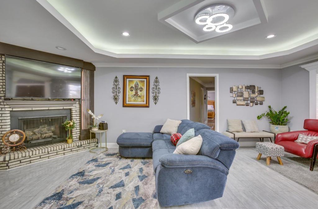 Westwego House | 11 Mi to NOLA Westwego Home with Sunroom!
