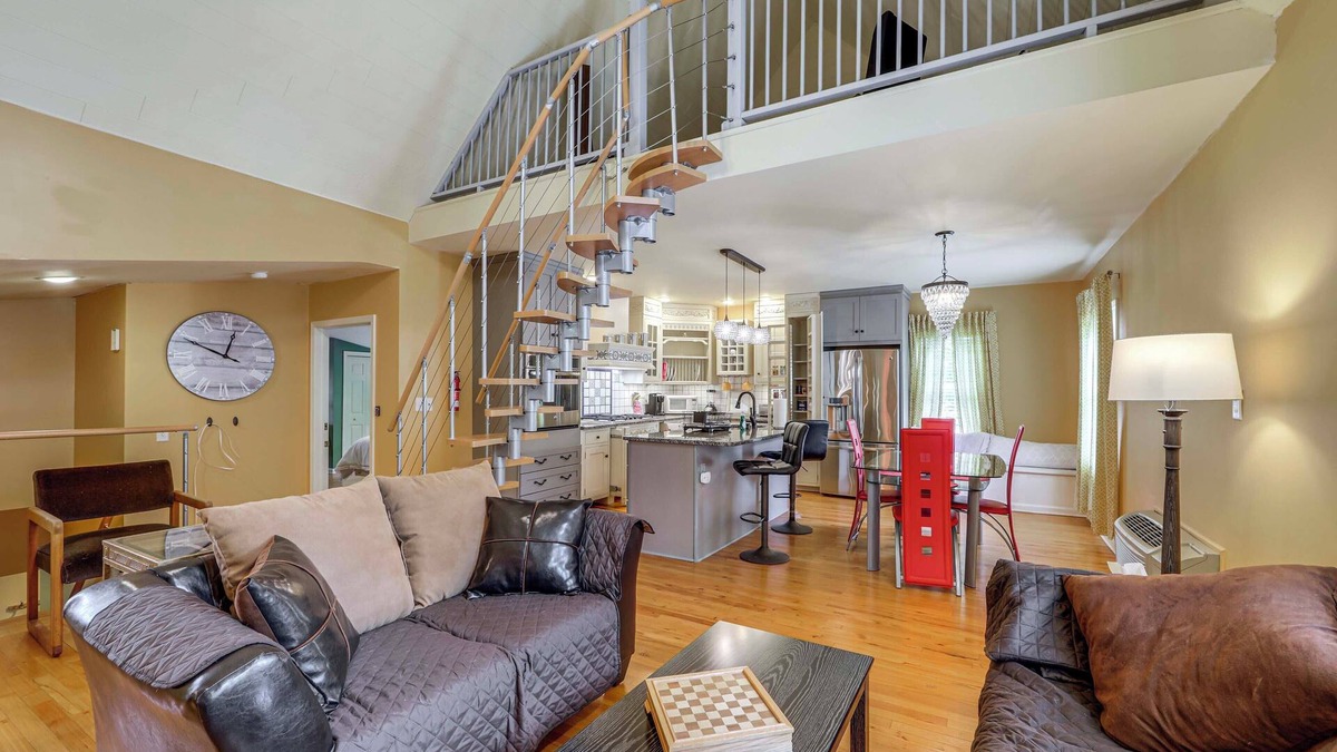 Verona Apartment | 11 Mi to Oneida Lake: Spacious Apt in Verona!