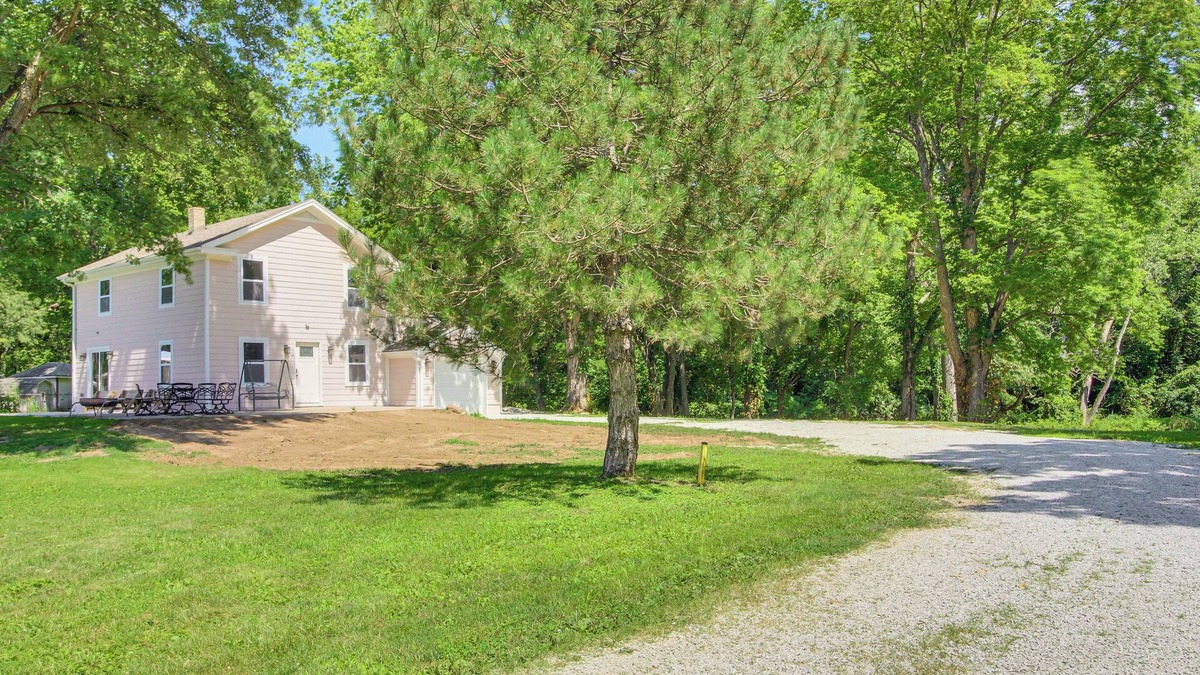 Holt House | 11 Mi to Smithville Lake: Private Home Near Winery