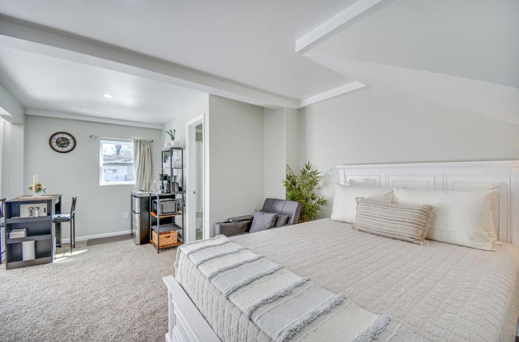 Northwest Apartment | 11 Mi to Virginia Beach Boardwalk Studio Retreat!
