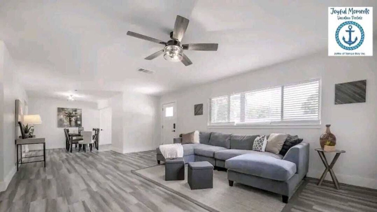 University Apartment | #11 Moffitt Home near USF & BushGardens