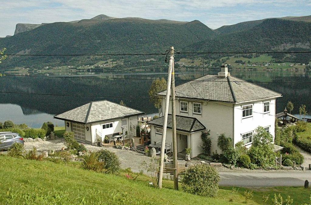 Vanylven House | 11 person holiday home in Syvde