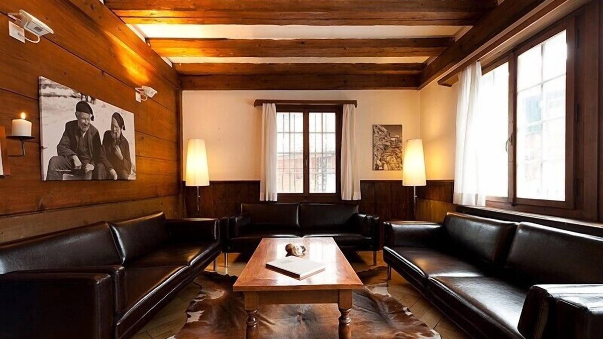 Boltigen Ski Chalet | 11 stylish newly renovated rooms - Lounge - Spa - Sauna