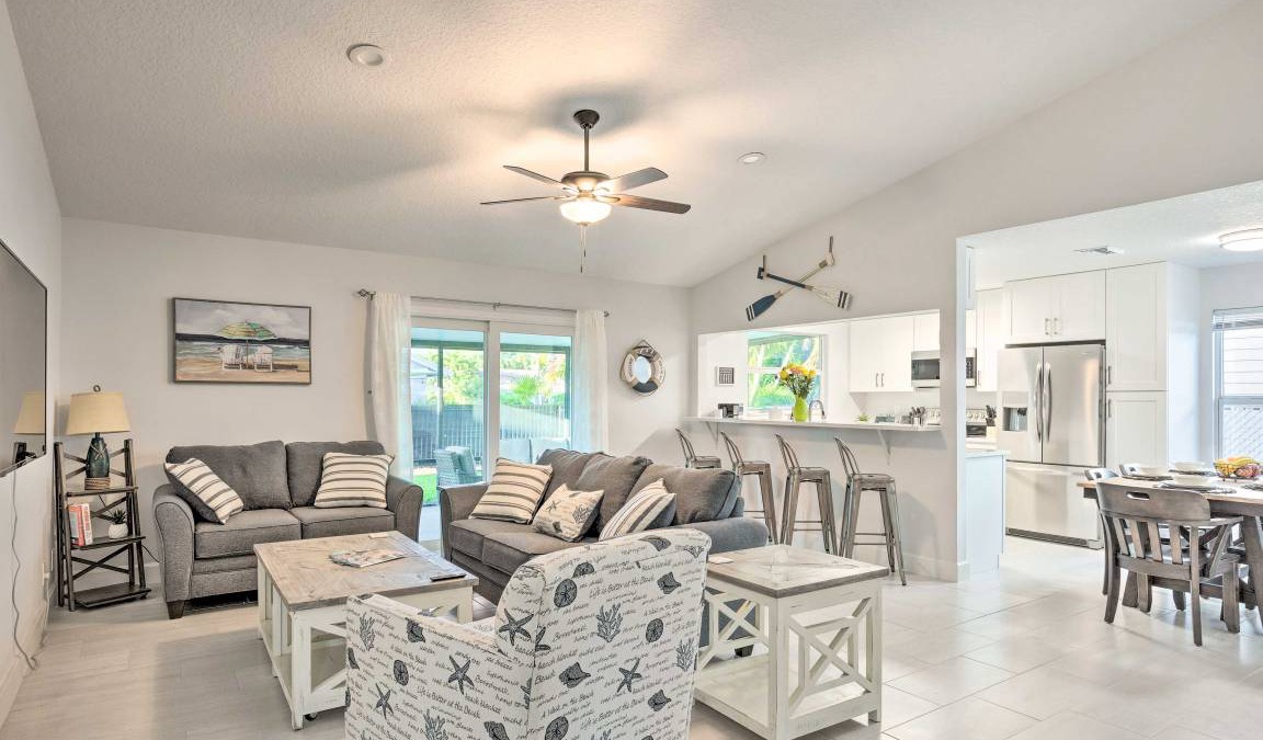 North Palm Beach Heights House | 112 m² House ∙ 3 bedrooms ∙ 8 guests