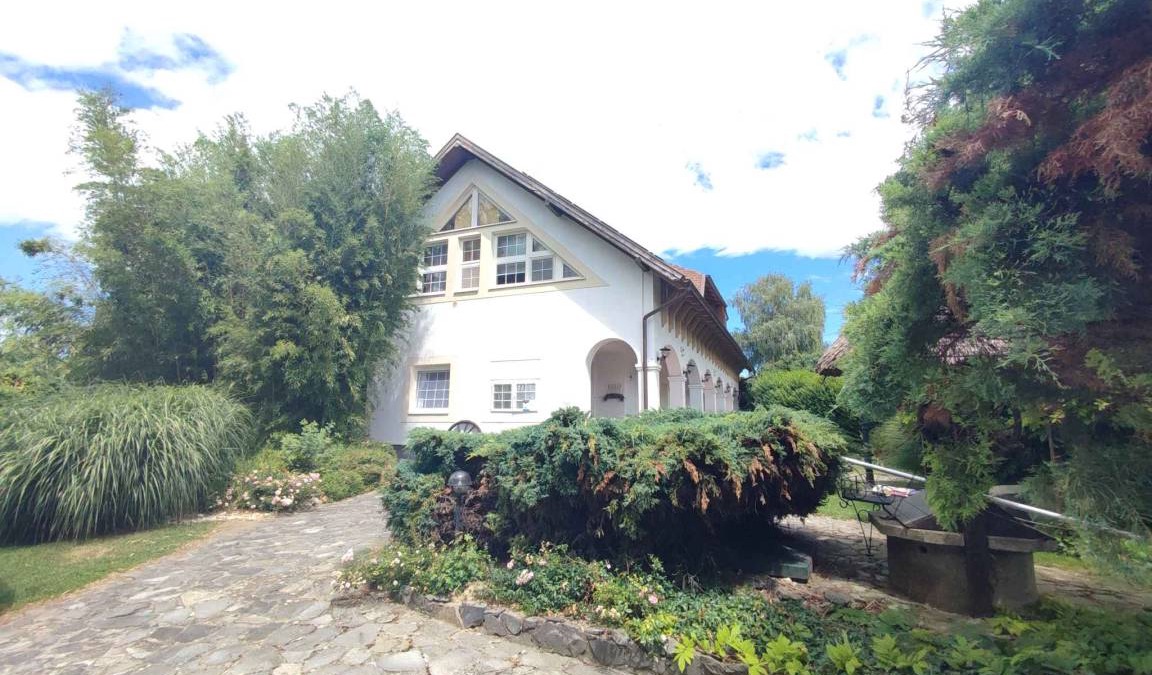 Kehidakustany Apartment | 110 m² Apartment ∙ 2 bedrooms ∙ 6 guests