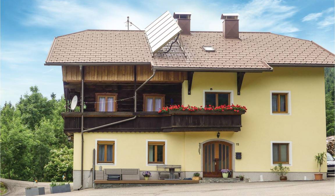 Mooswald Apartment | 110 m² Apartment ∙ 4 bedrooms ∙ 8 guests