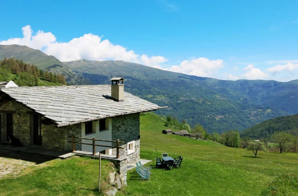 Sampeyre Ski Chalet | 110 m² Chalet ∙ 3 bedrooms ∙ 9 guests