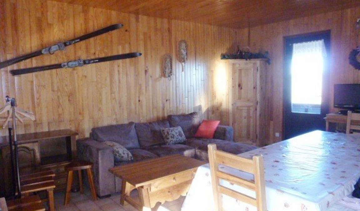 Arette Ski Chalet | 110 m² Chalet ∙ 4 bedrooms ∙ 15 guests