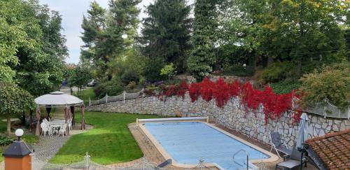 Jindrichuv Hradec Apartment | 110 m² Apartment ∙ 2 bedrooms ∙ 5 guests
