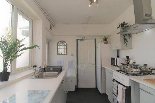 Cathays House | 110 m² House ∙ 3 bedrooms ∙ 8 guests