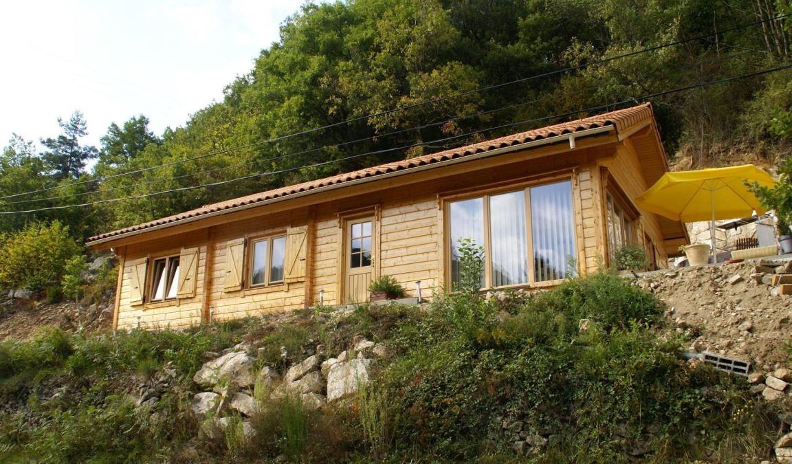 Le Cheylard House | 110 m² House ∙ 3 bedrooms ∙ 6 guests