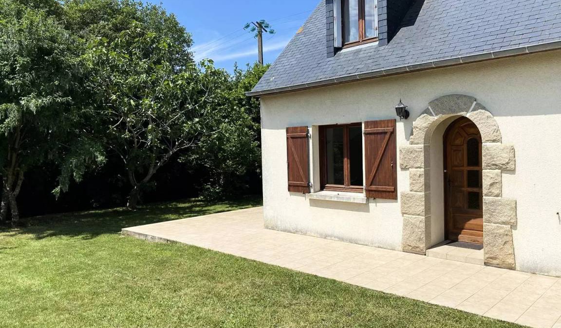Plevenon House | 110 m² House ∙ 4 bedrooms ∙ 8 guests