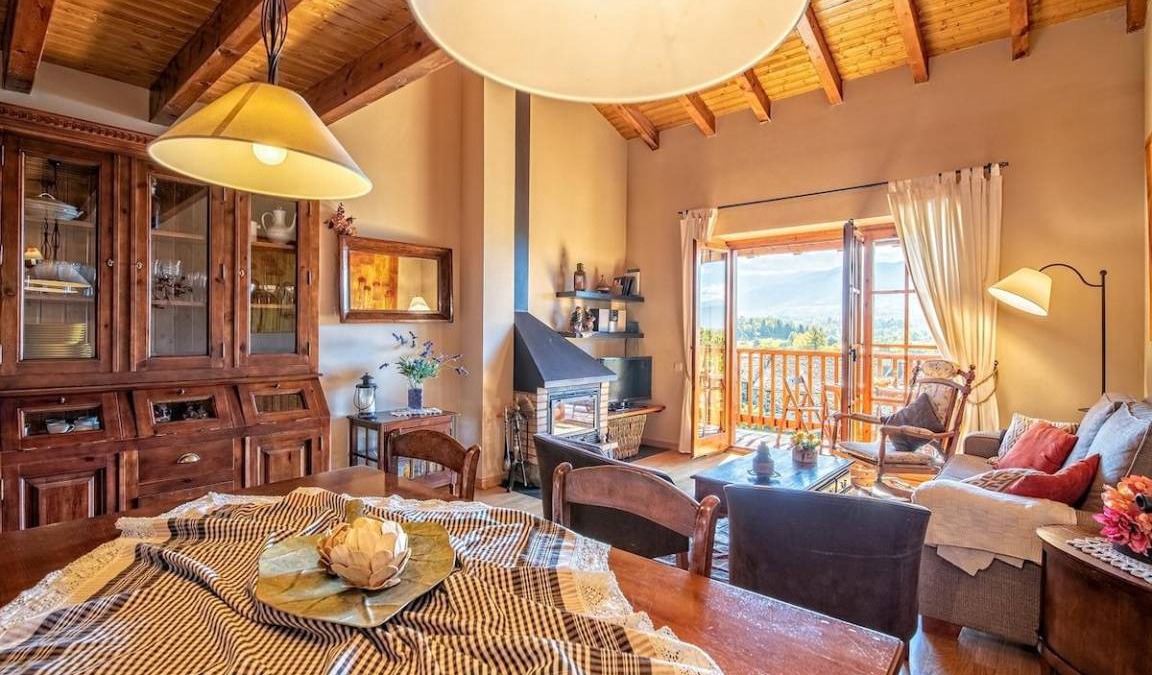 Estavar House | 110 m² House ∙ 5 bedrooms ∙ 9 guests