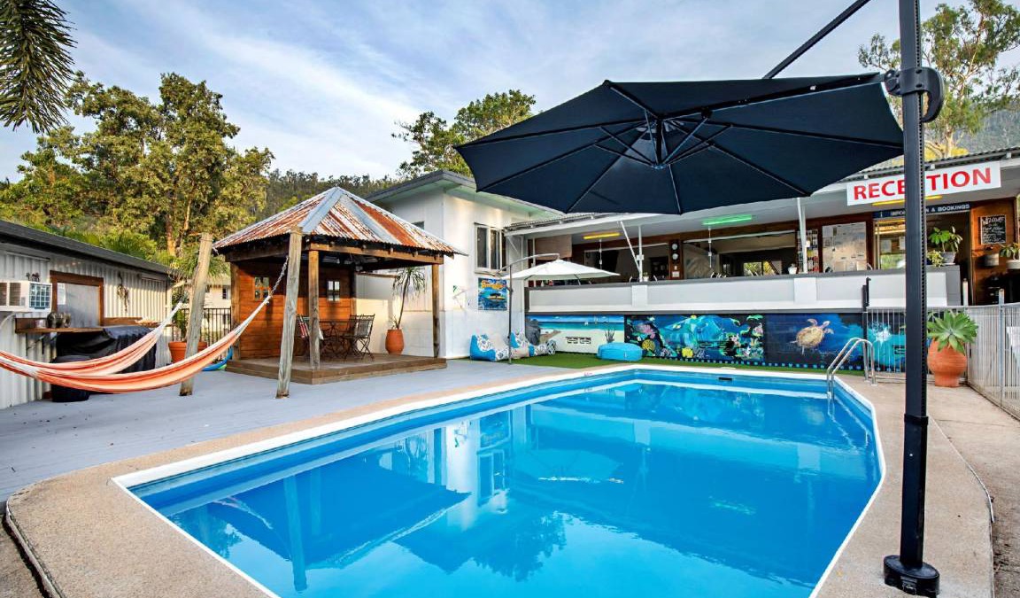 Airlie Beach Resort | 110 m² Resort ∙ 2 bedrooms ∙ 20 guests