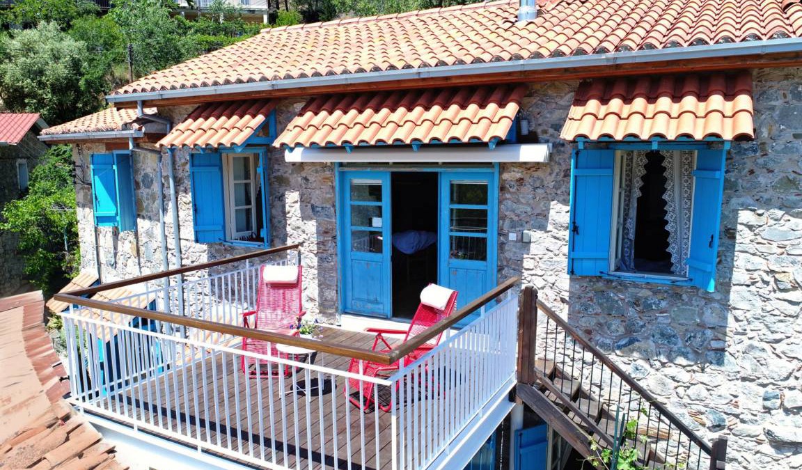 Kalopanayiotis Villa | 110 m² Villa ∙ 3 bedrooms ∙ 6 guests