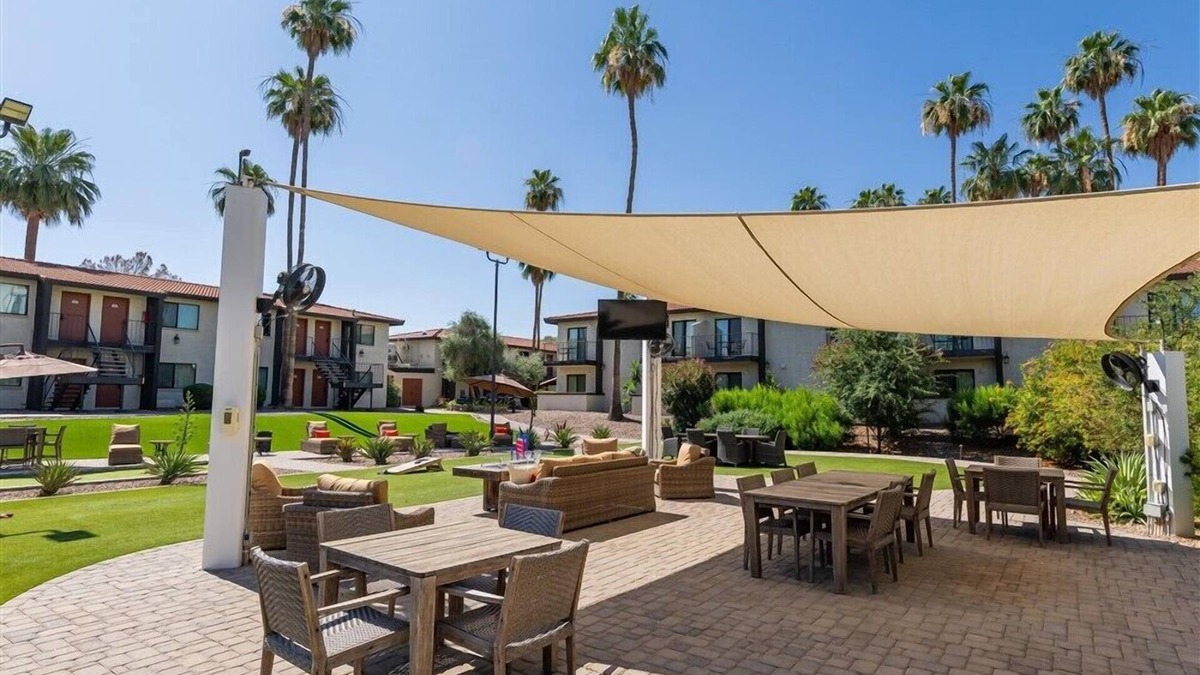 New Papago Parkway Apartment | 110-Modern Luxury Escape | Pool, Lounge, Fully Equipped Kitchen & Ideal for Any Stay