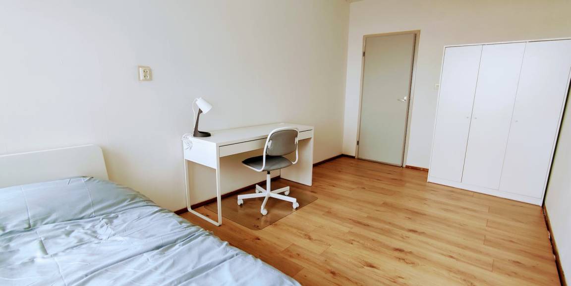 Municipality of Capelle aan den IJssel Resort | 110 m² Private room ∙ 1 bedroom ∙ 5 guests