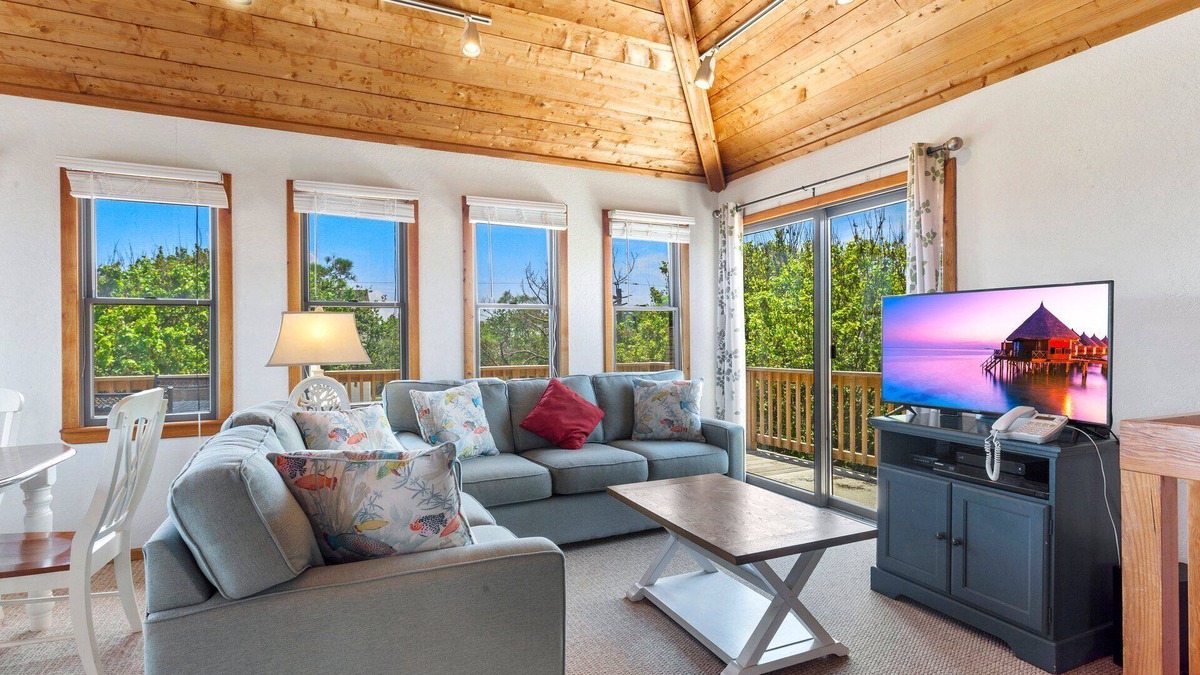 Corolla Village House | 1100 La Maison De Geezer *2 Min Walk to Beach