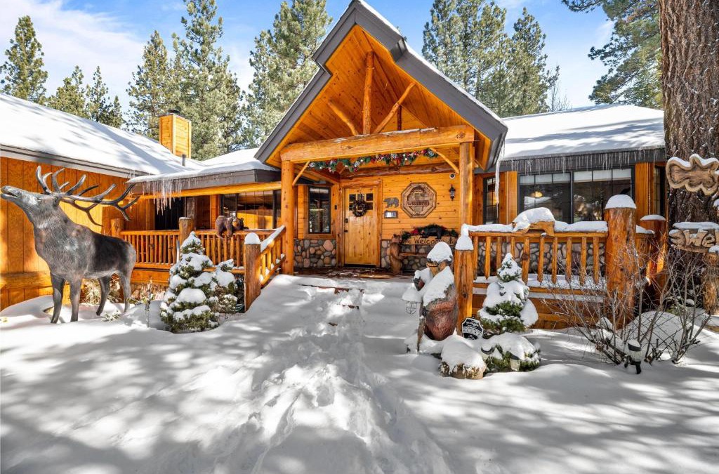 Fox Farm House | 113 - Bullwinkle & Friends Log Cabin Getaway - Meredith Lodging