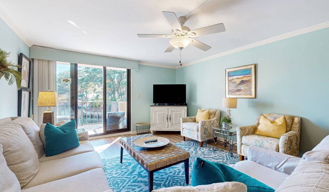 Folly Field Condo | 113 m² Condo ∙ 2 bedrooms ∙ 6 guests