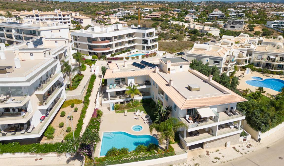 Porto de Mos Apartment | 115 m² Apartment ∙ 2 bedrooms ∙ 4 guests