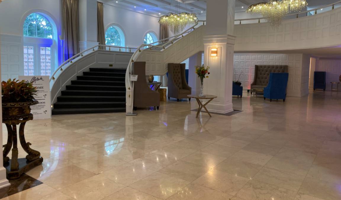 Mid Beach Resort | 116 m² Resort ∙ 2 bedrooms ∙ 127 guests