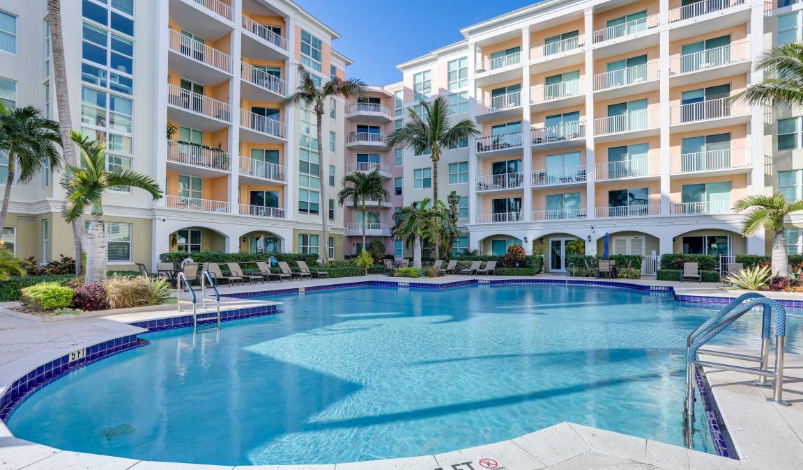 East Ocean Ave Apartment | 117 m² Apartment ∙ 2 bedrooms ∙ 4 guests
