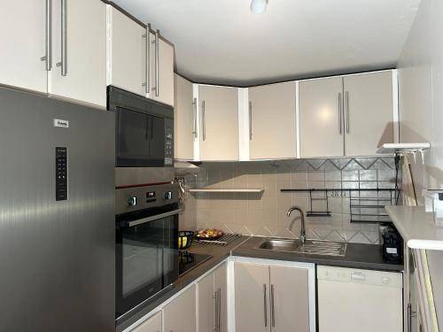 Mamoudzou Apartment | 117 m² Apartment ∙ 3 bedrooms ∙ 6 guests