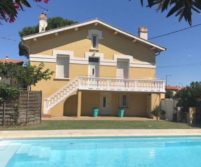 Saint-Esteve House | 118 m² Gîte ∙ 4 bedrooms ∙ 6 guests