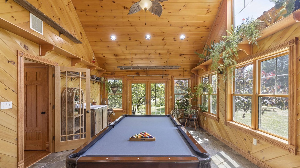 Walker Lake Cabin | 11bd Getaway at Walker Lake | Wildlife | Outdoors