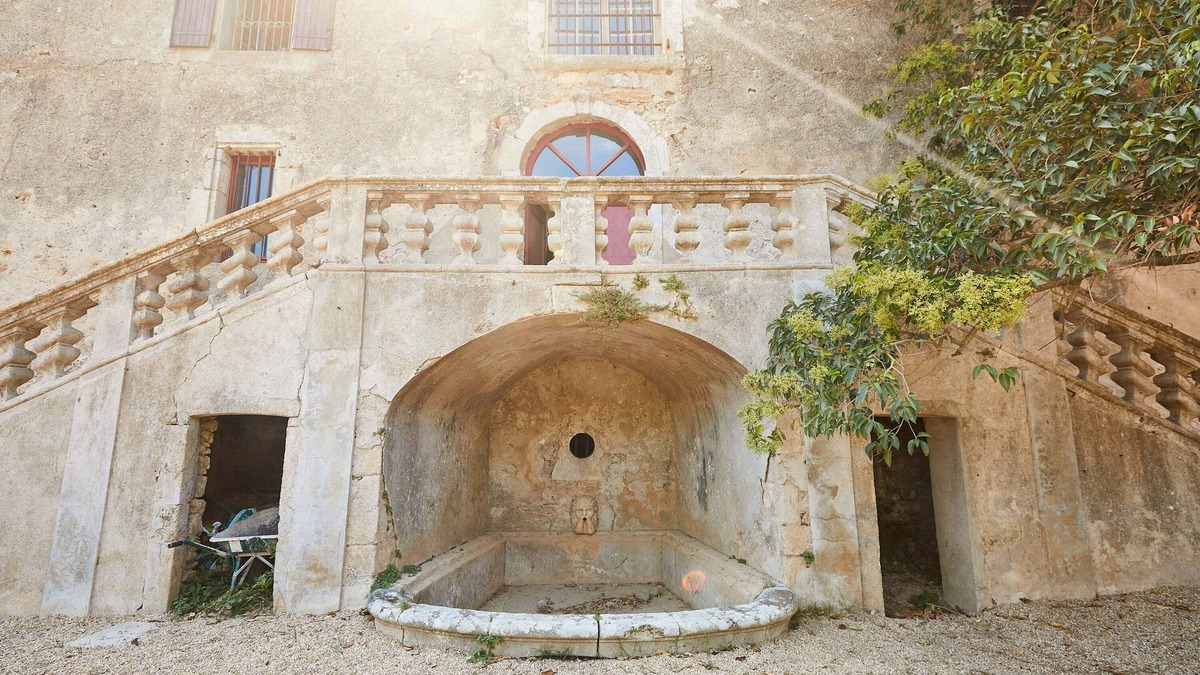 Sauvian Other | 12-17th century Castle. 8 guests, 5km to the beach