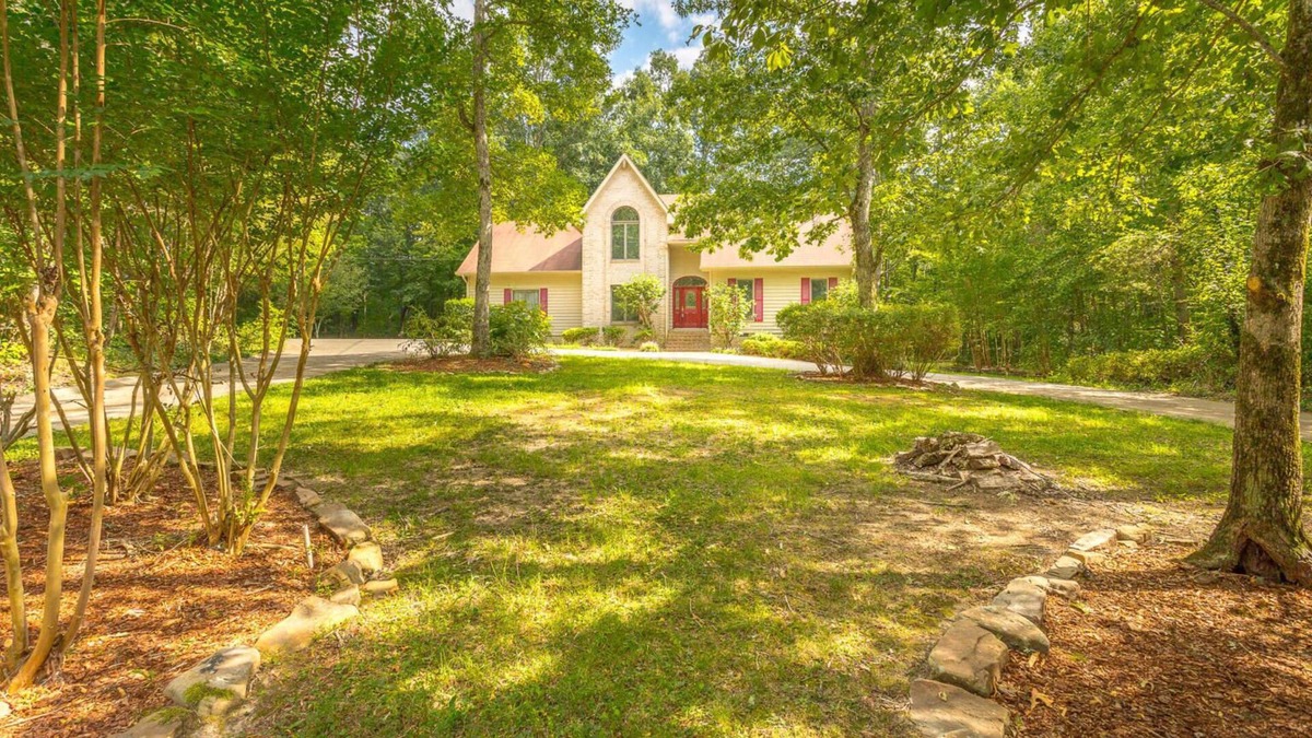 Lookout Mountain House | 12 Bedroom XL HotTub 2 HOUSES~37ppl