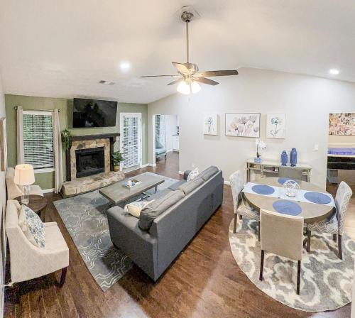Tucker House | 12 Guest! King Bed Near ATL Gameroom Yard with Deck
