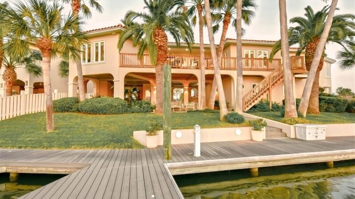 Key Allegro House | 12 Kingfisher - Luxurious canal home on Key Allegro Island with sweeping views