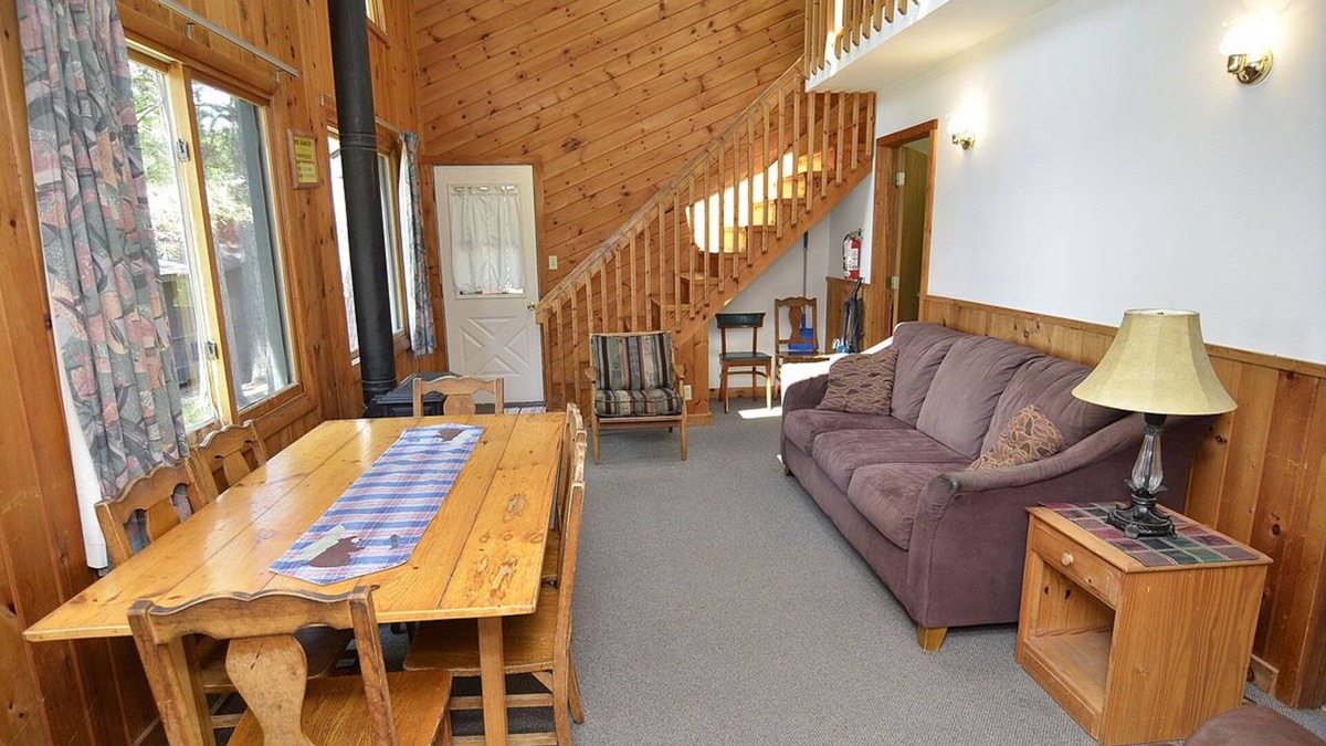 Iron River Cabin | #12, Lakeside, Delta Lodge-Owner for 32 years