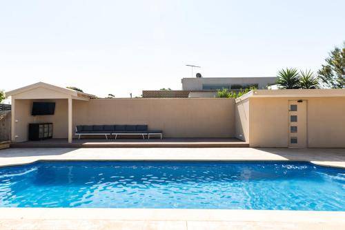 Capel Sound House | 12 m² House ∙ 6 bedrooms ∙ 14 guests