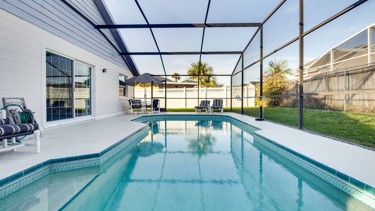 Buena Ventura Lakes House | 12 Mi to Disney World: Sunny Home w/Pool!