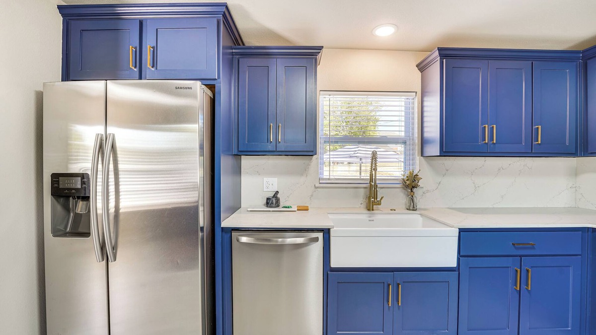 Bentonville - Fayetteville House | 12 Mi to Dtwn Fayetteville: Home w/Fire Pit!