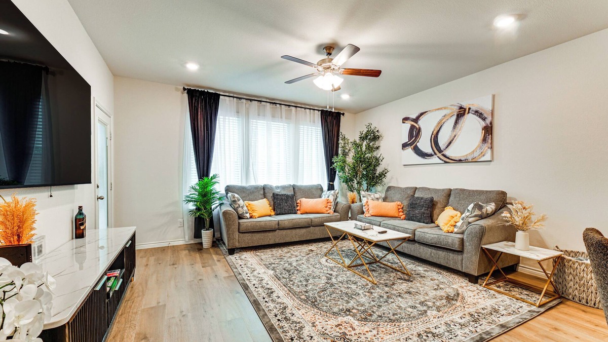 Weston House | 12 Mi to Dtwn McKinney: Modern Gem w/Patio & Yard